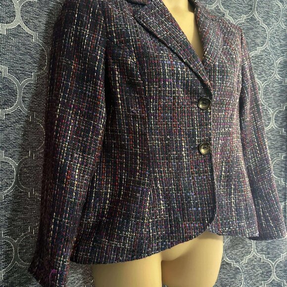 Coldwater Creek EUC women's 14 purple multi-color 2 button closure - Picture 4 of 5